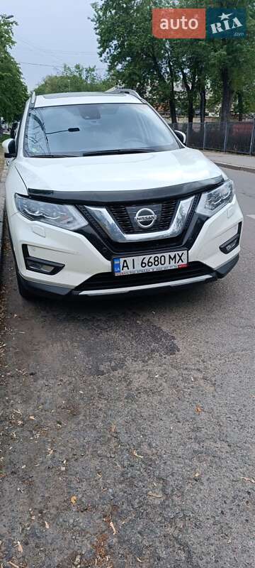 Nissan X-trail (2021)