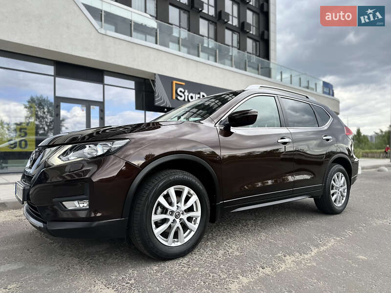 Nissan X-trail (2021)