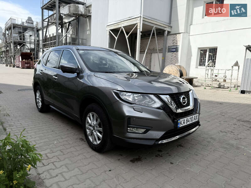 Nissan X-trail (2019)