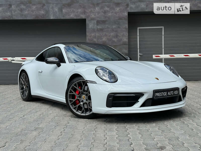 Porsche 911 (2019)