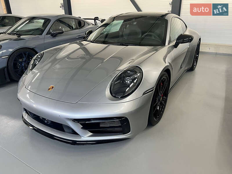 Porsche 911 (2022)