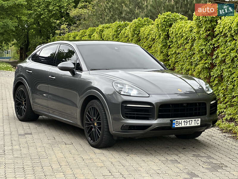 Porsche Cayenne coupe (2021)