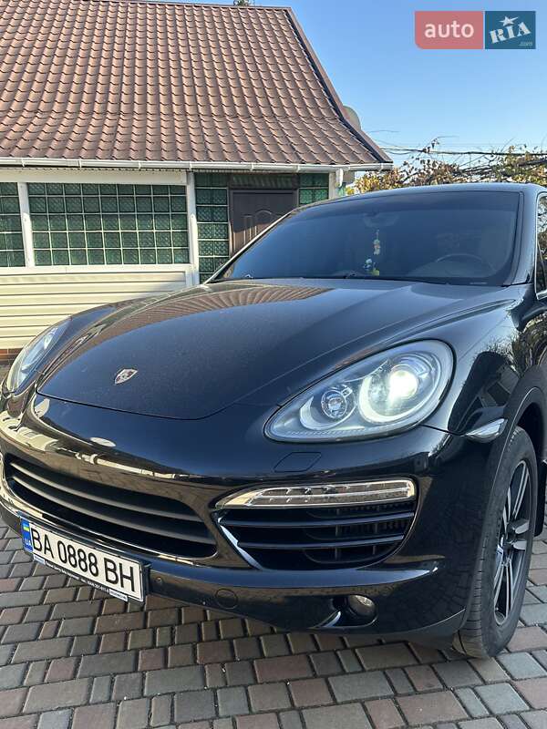 Porsche Cayenne (2012)