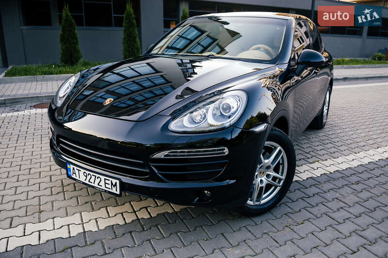 Porsche Cayenne (2012)
