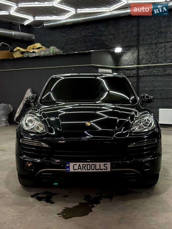 Porsche Cayenne (2011)