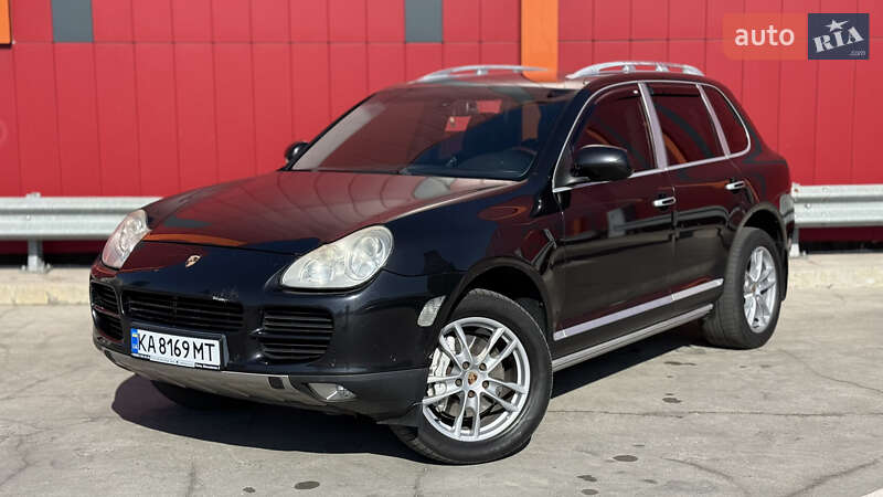 Porsche Cayenne (2005)