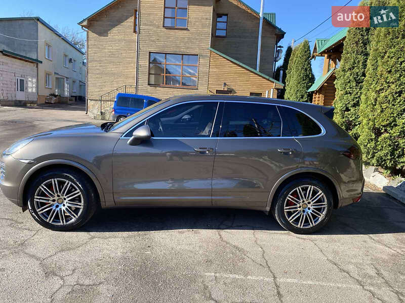 Porsche Cayenne (2013)
