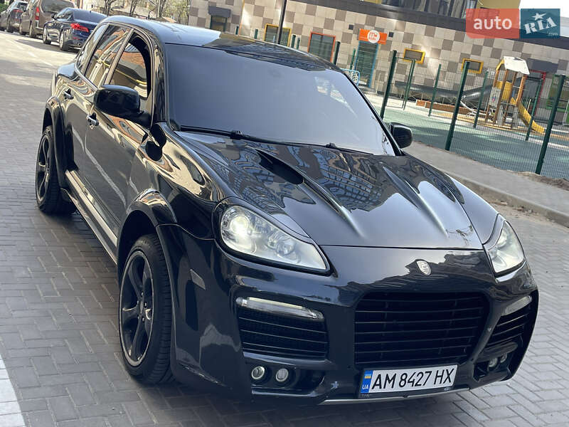 Porsche Cayenne (2004)