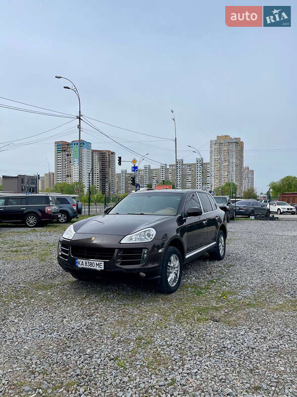 Porsche Cayenne (2008)