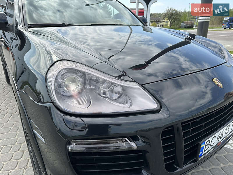 Porsche Cayenne (2009)