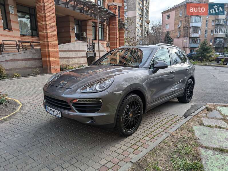 Porsche Cayenne (2010)