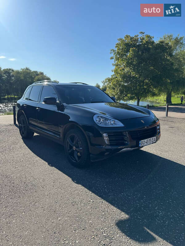 Porsche Cayenne (2007)