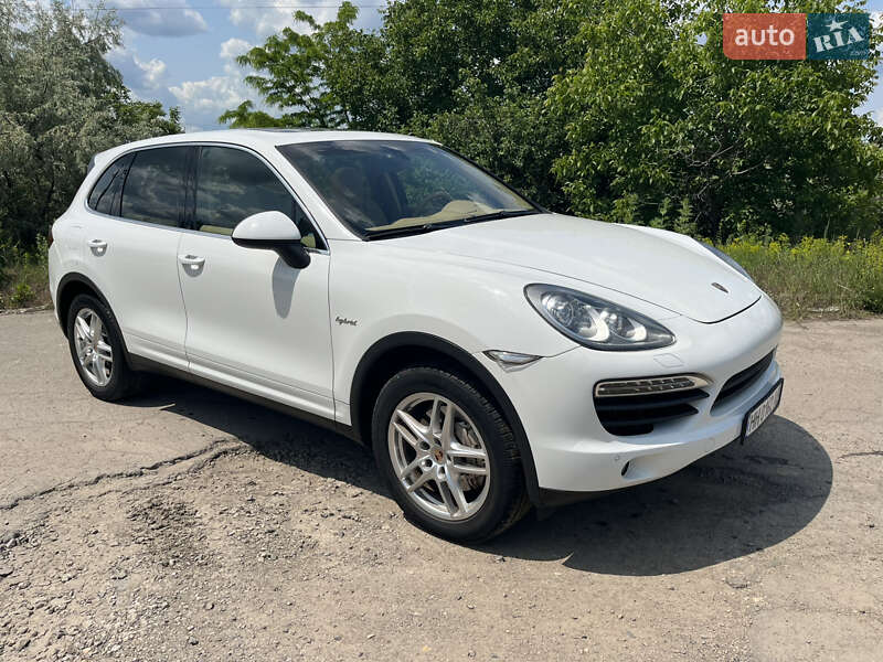 Porsche Cayenne (2013)