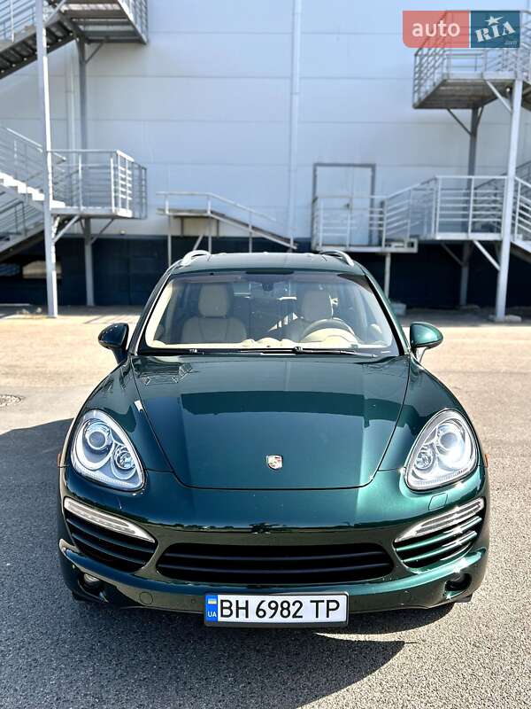 Porsche Cayenne (2012)