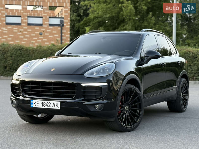 Porsche Cayenne (2017)