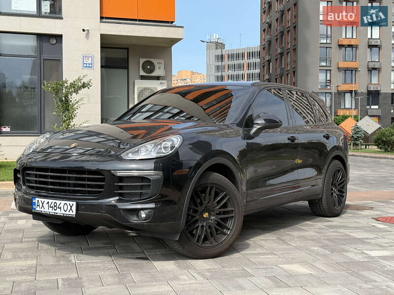 Porsche Cayenne (2015)