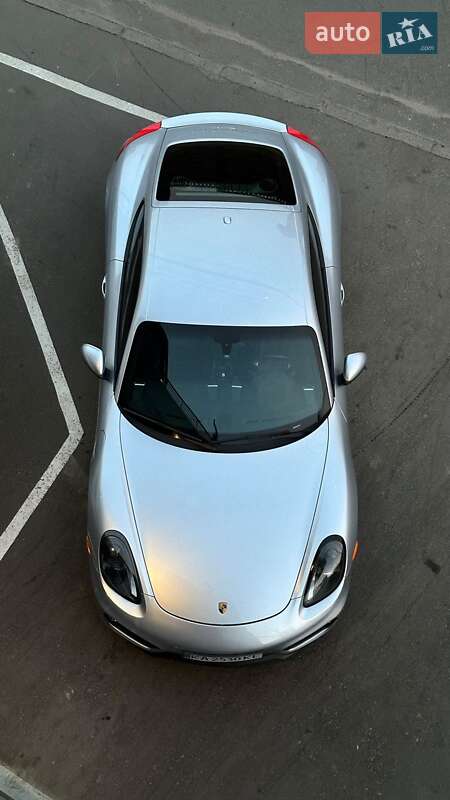 Porsche Cayman (2016)