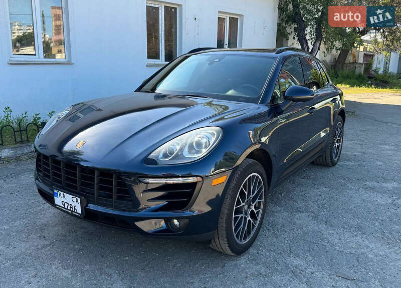 Porsche Macan (2018)