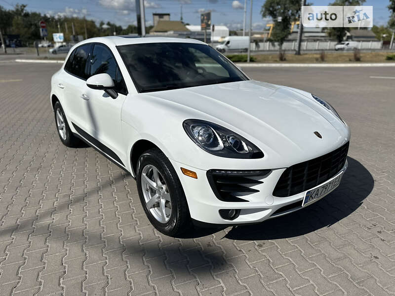 Porsche Macan (2018)