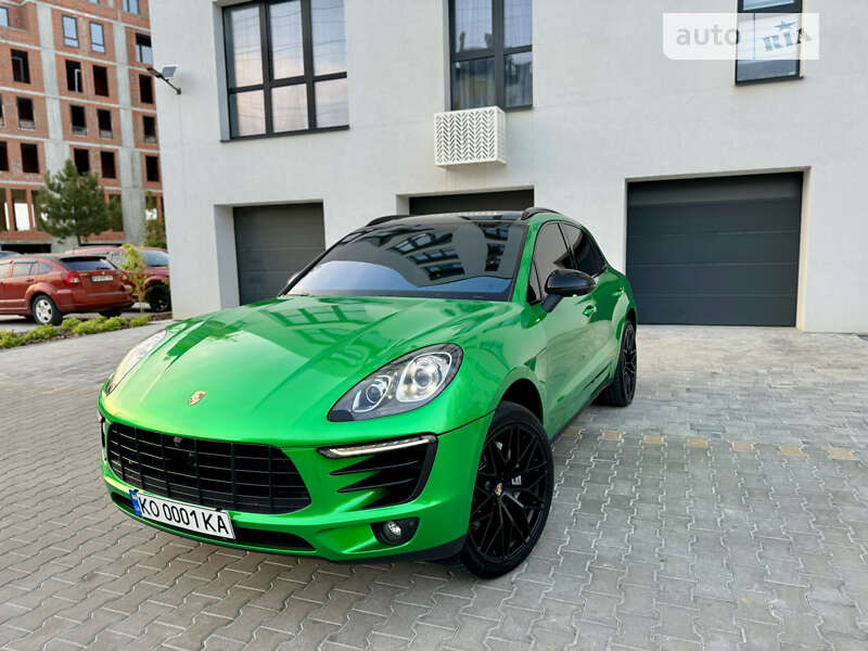 Porsche Macan (2015)