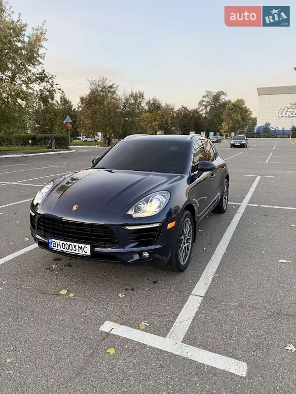 Porsche Macan (2014)
