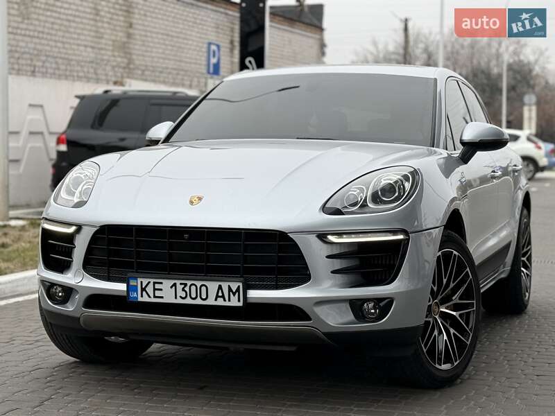 Porsche Macan (2015)