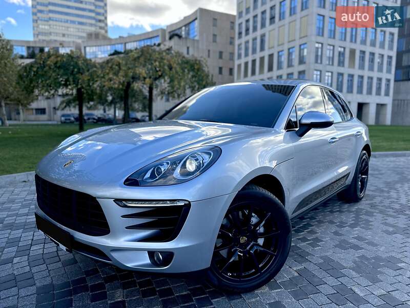 Porsche Macan (2014)