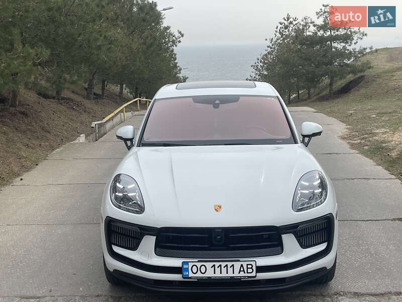 Porsche Macan (2022)