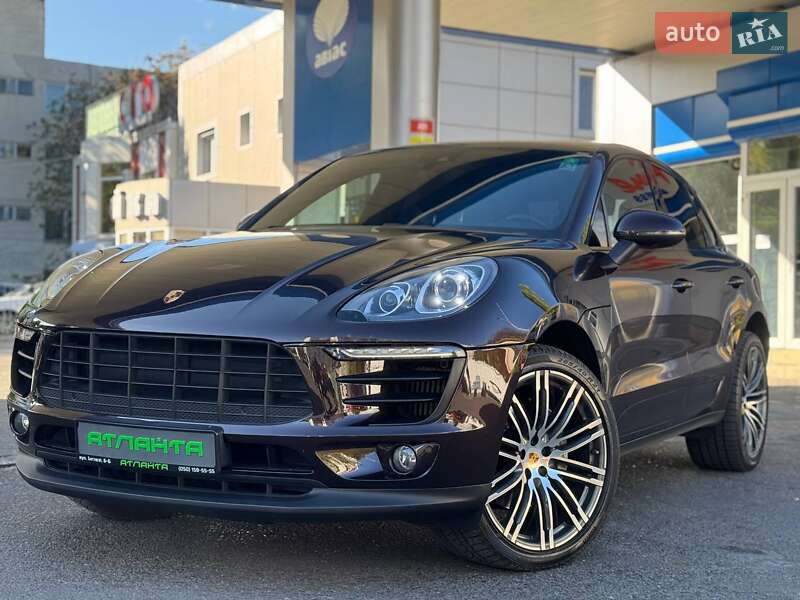 Porsche Macan (2014)