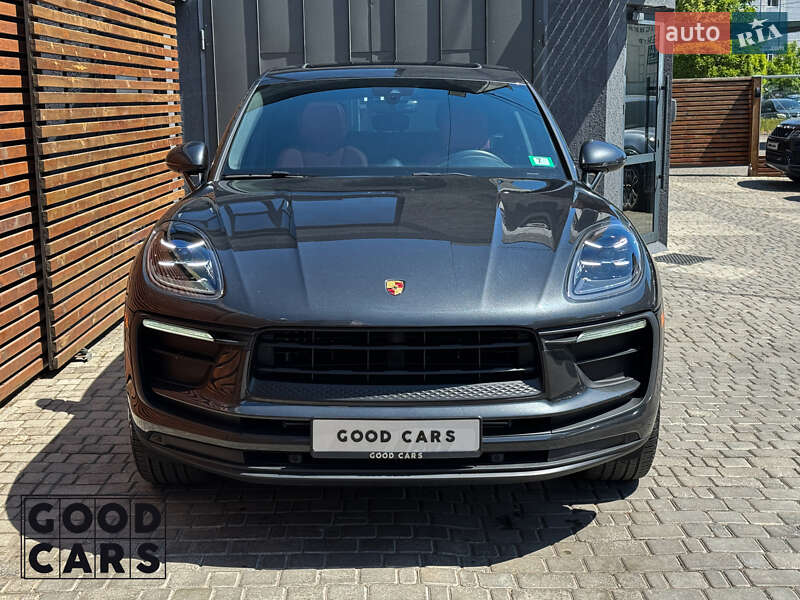 Porsche Macan (2022)