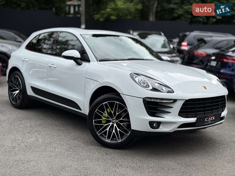 Porsche Macan (2018)