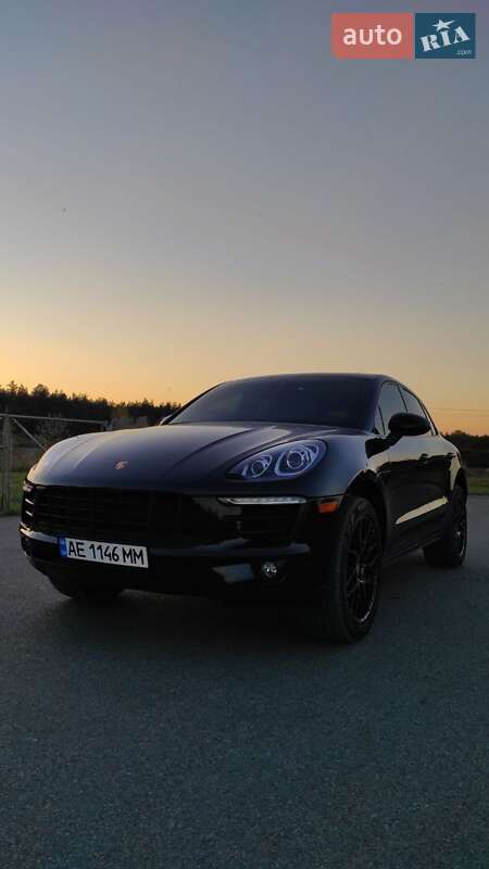 Porsche Macan (2018)