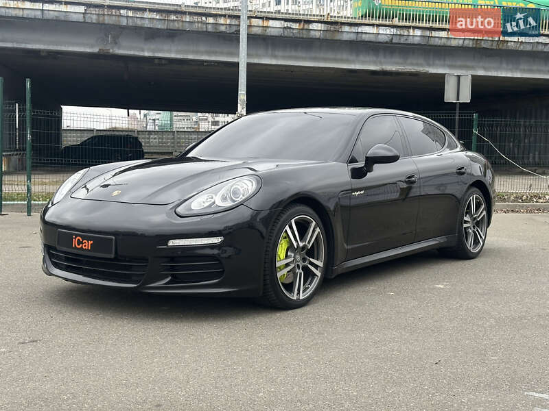 Porsche Panamera (2013)