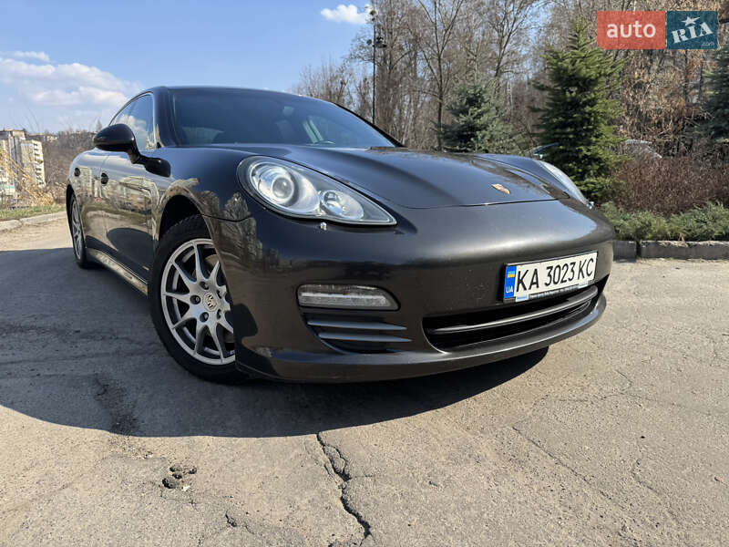 Porsche Panamera (2010)