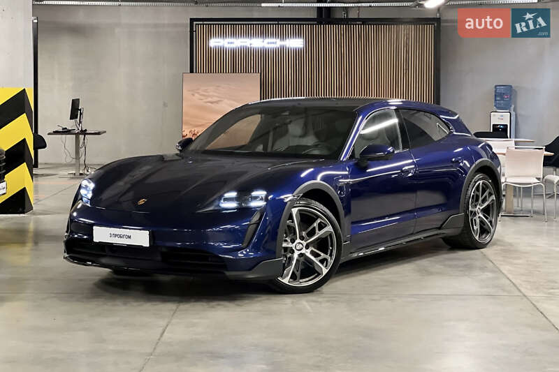 Porsche Taycan cross turismo (2022)