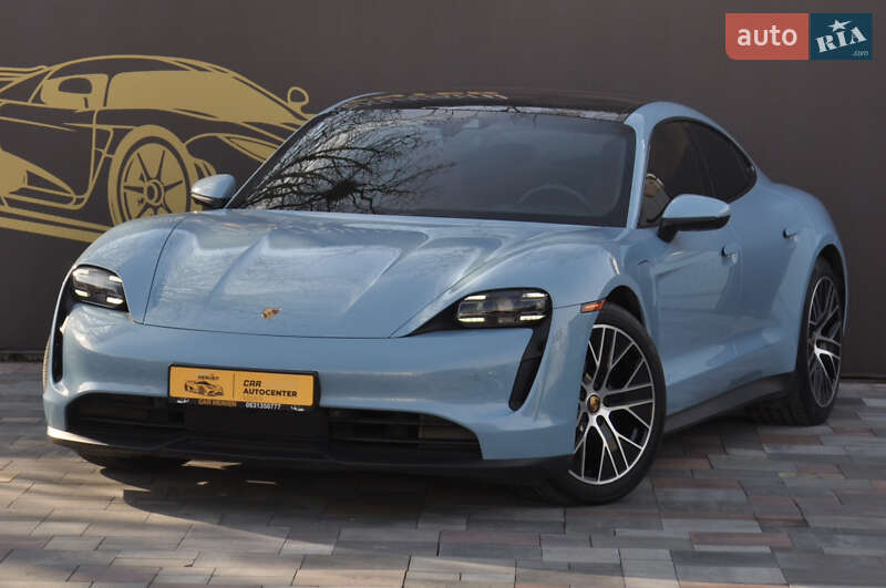 Porsche Taycan (2022)
