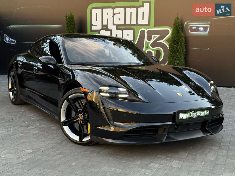 Porsche Taycan (2019)