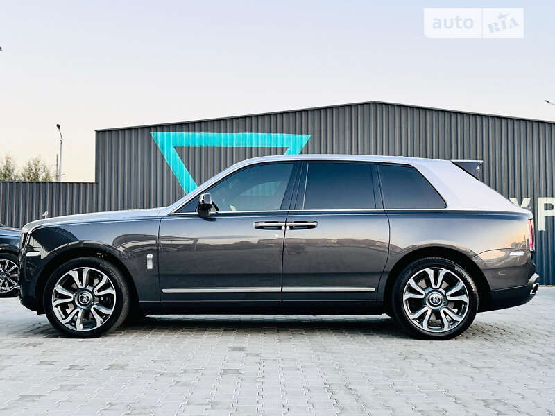 Rolls-royce Cullinan (2019)