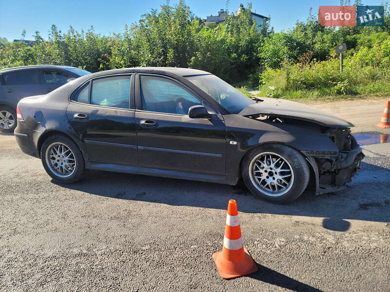Saab 9-3 (2005)