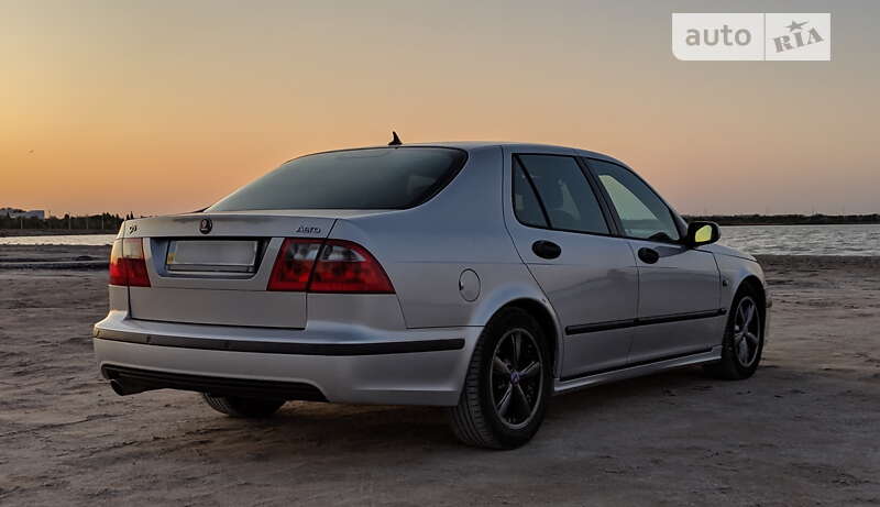 Saab 9-5 (2004)