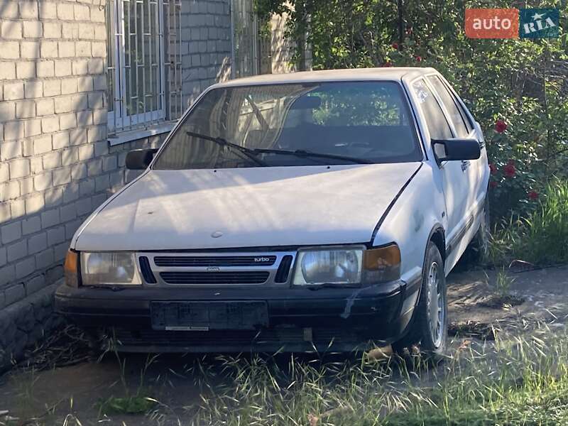 Saab 9000 (1986)