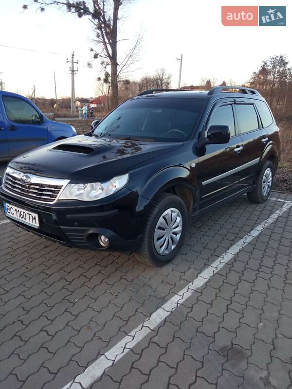 Subaru Forester (2010)
