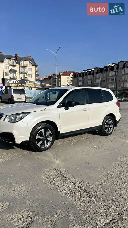 Subaru Forester (2017)