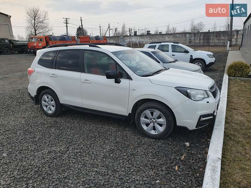 Subaru Forester (2016)