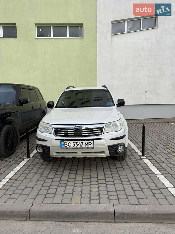 Subaru Forester (2010)