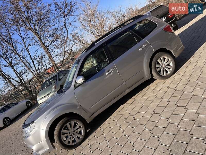 Subaru Forester (2011)