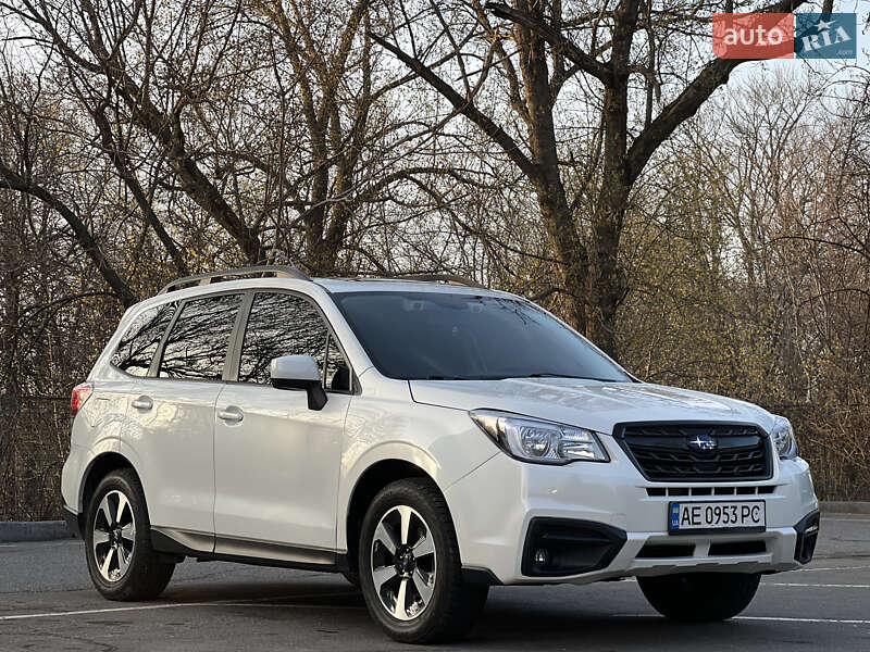 Subaru Forester (2016)