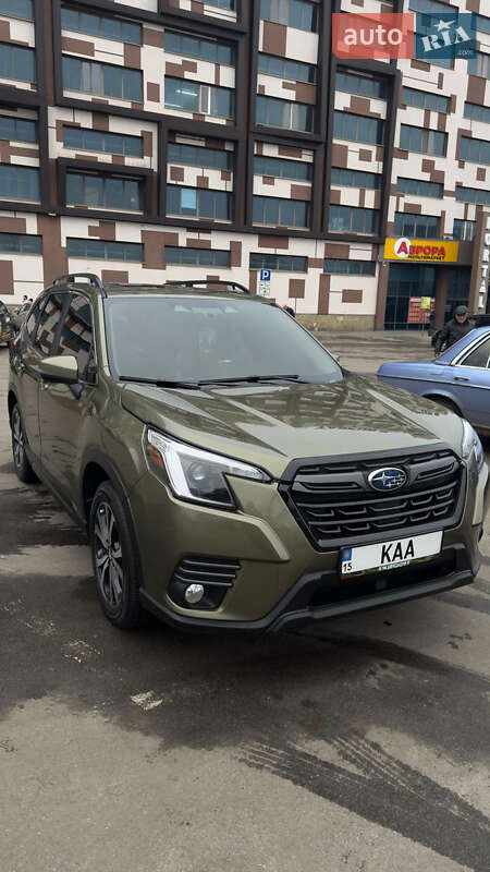 Subaru Forester (2022)