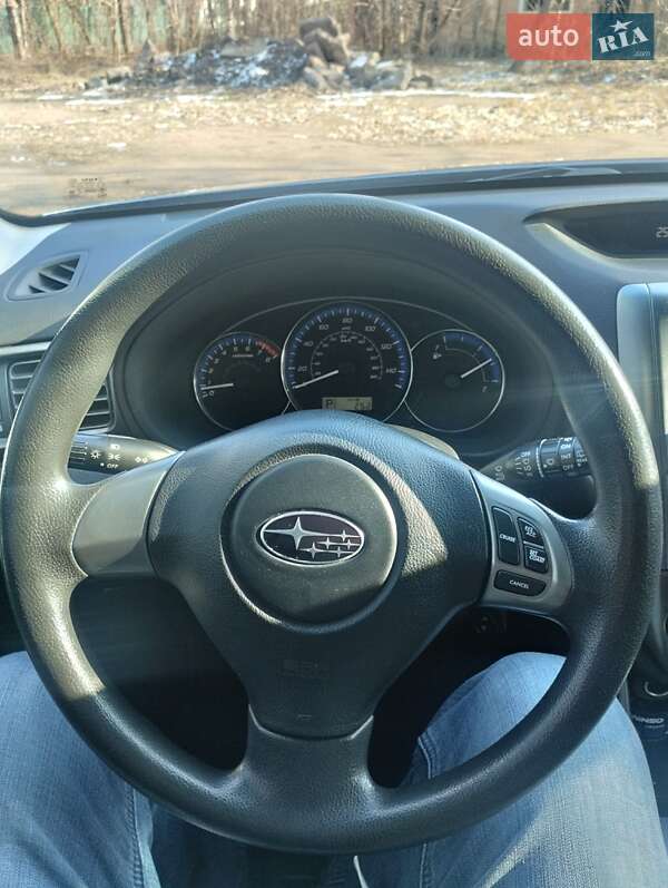 Subaru Forester (2011)