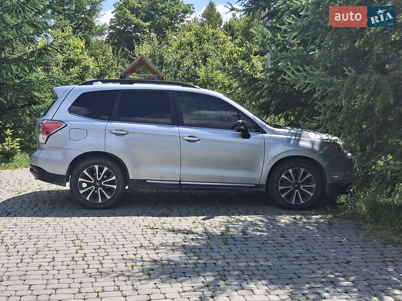 Subaru Forester (2017)